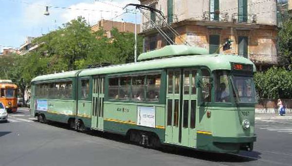 Sindaco Raggi: rivoluzione metodo mobilità per Roma e nuovo piano industriale per Atac