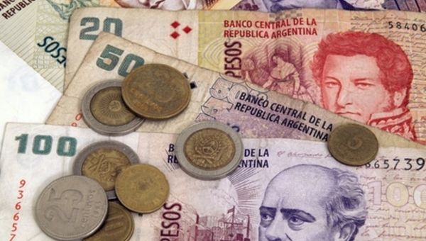 Argentina, Banca Centrale continua ad alzare i tassi ma il peso resta debole