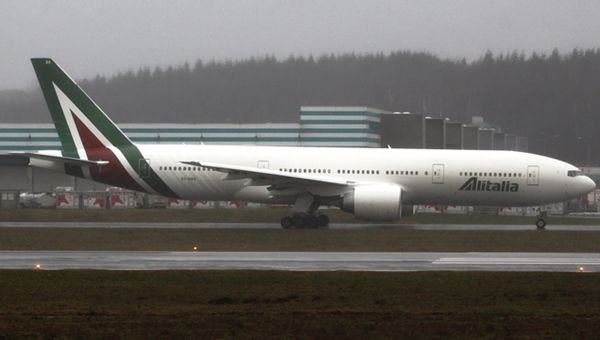 Sempre più forte la preoccupazione per sorte di Alitalia