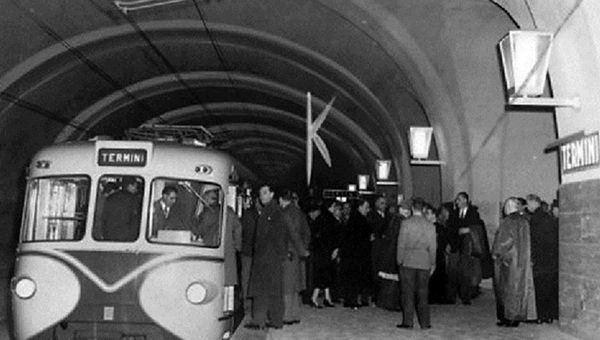 Roma: demolizione ATAC per motrici storiche Metro nonostante impegno Raggi a preservarle