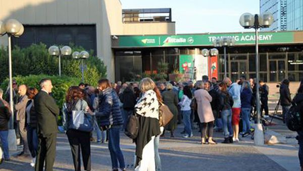 Alitalia ora più a rischio fallimento. CdA per valutare "NO" referendum
