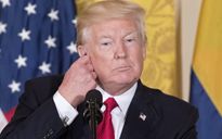 Trump è solo, in un campo minato