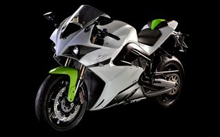Energica Motor corre sul circuito di Piazza Affari