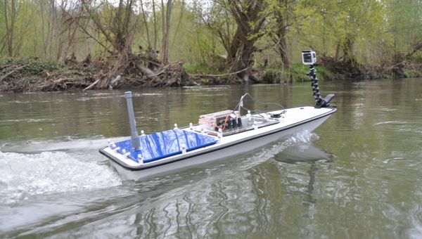 A Ecomondo il test dei droni acquatici per rilevare l'inquinamento di laghi e fiumi