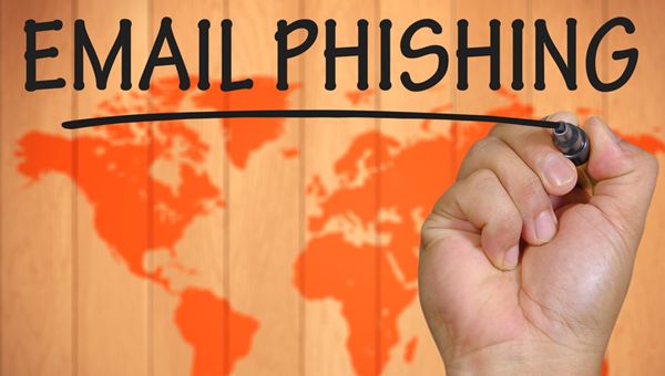 Fisco, phishing anche via PEC: attenzione a false mail su fattura elettronica