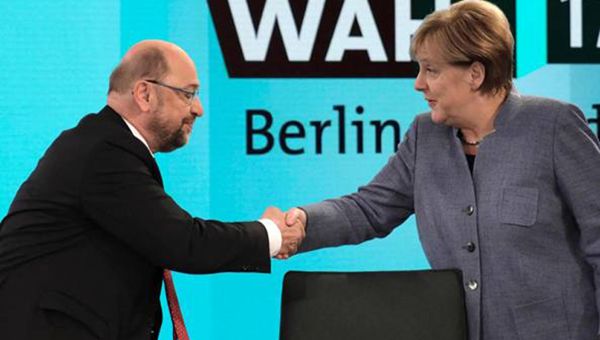 Germania, "Si" al Referendum di Spd e via libera a Grande Coalizione con Merkel