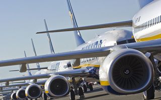 Ryanair dichiara guerra all’alcol