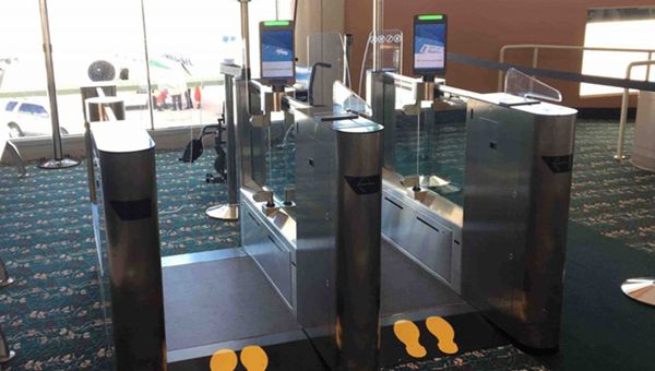 Aeroporto di Orlando, con la biometrica imbarco al tempo di un click