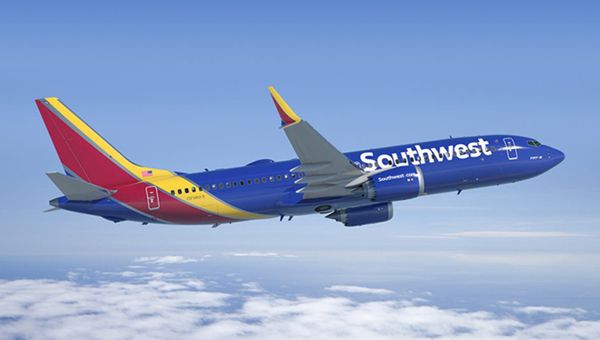 Diecimila Boeing 737, l’aereo più longevo. Dalla serie 100 del 1967 al Max 8 di oggi