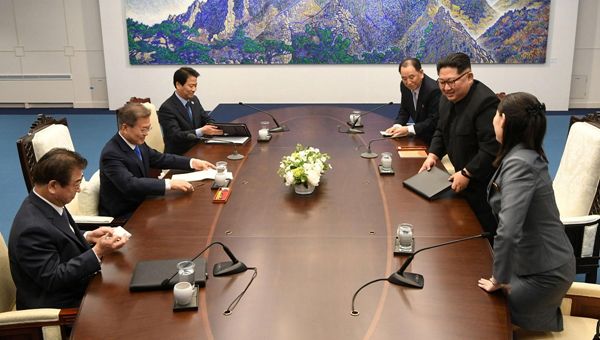 Segnali di apertura tra le due Coree. Kim: "Una nuova storia comincia adesso"