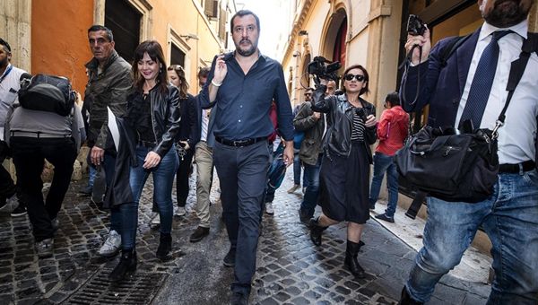 Manovra 2020: Lega punta a flat tax, revisione Bonus Renzi e blocco IVA