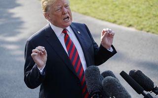 G7, chiusura con colpo di scena: Trump prima firma il documento finale. Poi ritira l’appoggio