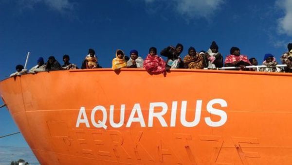 Aquarius: dopo 9 giorni in mare migranti arrivati a Valencia