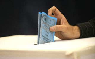 Amministrative, si vota fino alle 23 in 761 Comuni. Alle 19 affluenza 44,05%