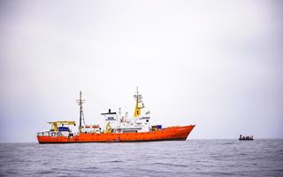 Migranti, ad Aquarius ci pensa la Spagna. Salvini: alzare la voce paga