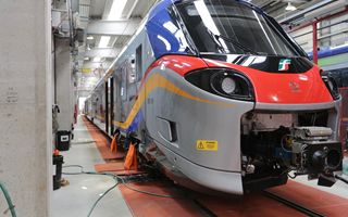 Trenitalia e Alstom presentano il primo Pop, da luglio i test di omologazione