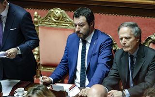 Migranti, Salvini vedrà Seehofer. "Soluzioni condivise"