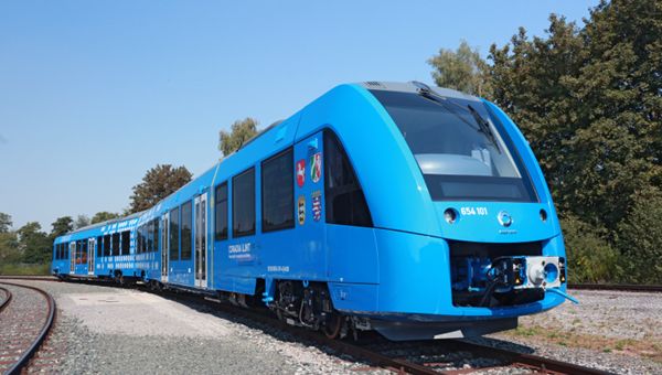 Alstom, "certificato" in Germania per il primo treno passeggeri a idrogeno del mondo. In servizio dal 2021