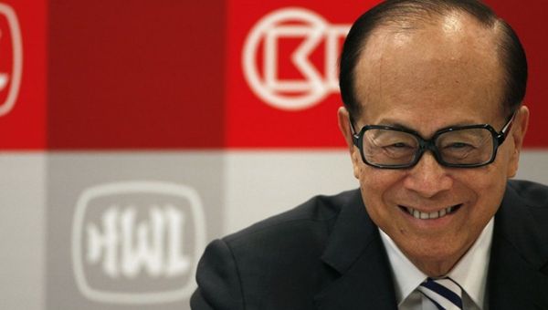 Hutchinson Whampoa accorcia la catena di controllo