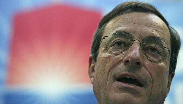 Draghi conferma che la BCE guarda con "mente aperta" a nuovi stimoli