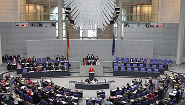 Il salvataggio della Grecia al voto del Bundestag tedesco
