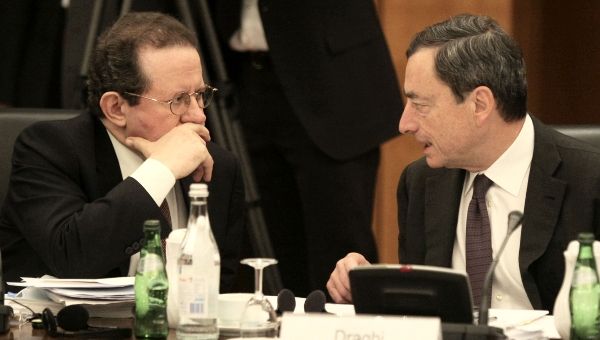 Draghi ottimista sulla ripresa economica. Constancio non si sbilancia sull'Italia