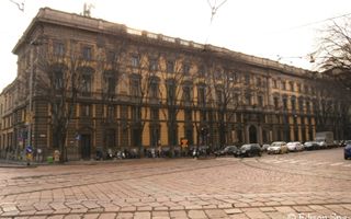 Edison, S&P alza rating lungo termine a "BBB-"