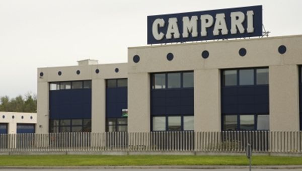 Campari conti in salita, ma il titolo non brinda