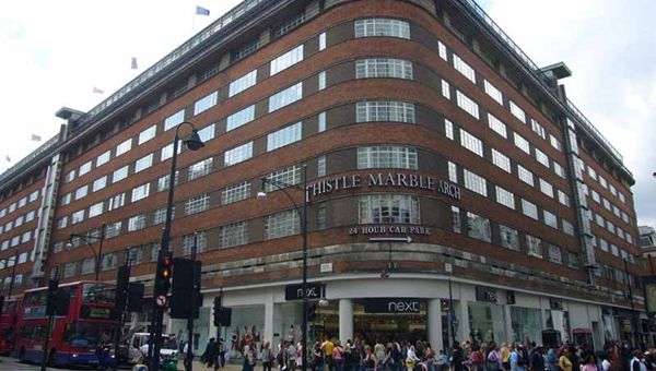 UK, le vendite al dettaglio accelerano a maggio