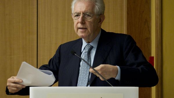 Monti al lavoro in Russia per rilanciare l'Italia