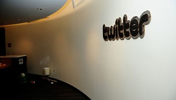 Twitter pensa al grande passo: quotarsi in Borsa