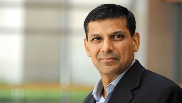 India, la Banca centrale tenta di rassicurare gli animi