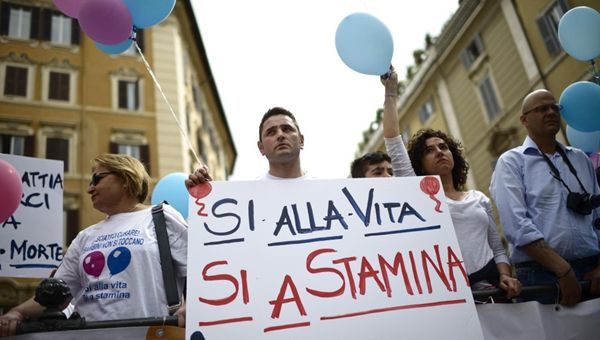 Metodo Stamina bocciato dagli esperti. Vannoni: "non imparziali