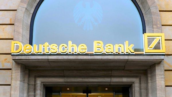 Deutsche Bank studia "bad bank" da 50 miliardi di asset (FT)