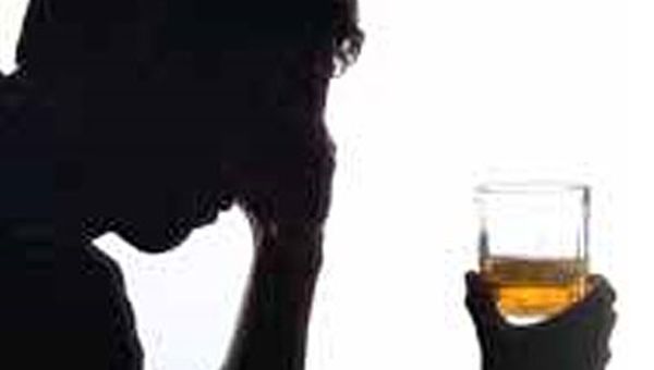 Binge drinking tra gli adolescenti, il Ministero della Salute lancia l'allarme