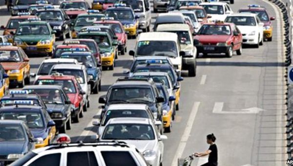 Auto, il mercato cinese perde colpi. Un brutto affare per i grandi brand