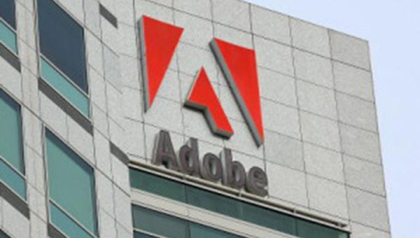 Adobe Systems brinda alla trimestrale