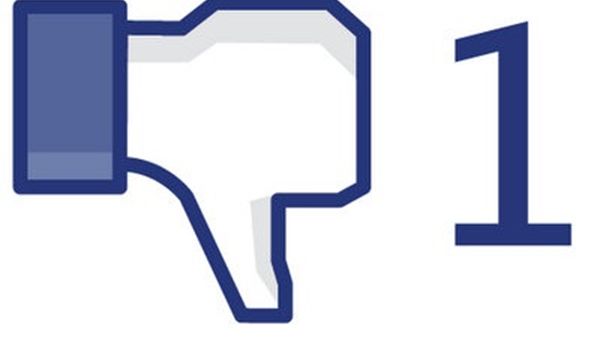 Facebook: male la prima. Titolo crolla in Borsa dopo i conti