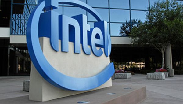 Intel nella bufera per la falla nei processori