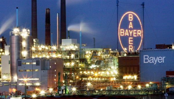 Bayer non molla la presa su Monsanto