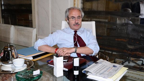 Sicilia a rischio default. Lombardo disponibile al dialogo