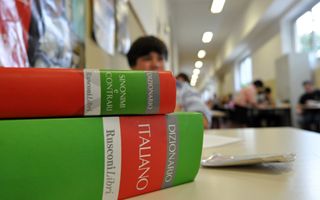 Maturità 2018 si apre con Bassani, De Gasperi e Moro, la clonazione e la solitudine