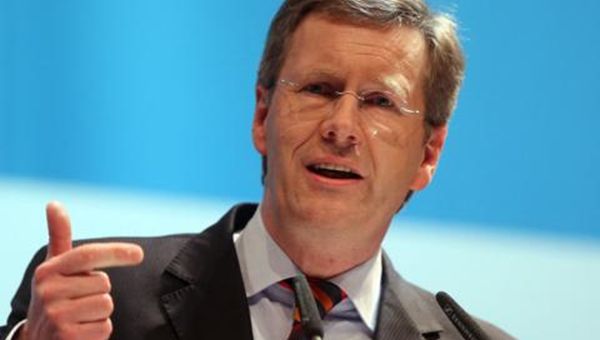 Christian Wulff al centro di uno scandalo chiede scusa ma non si dimette